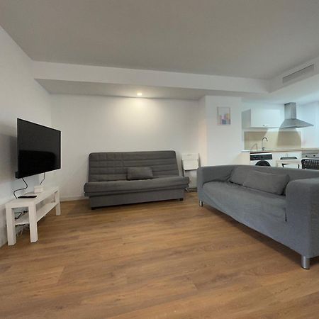 Apartamentos Canet Al Mar. Канет-де-Беренгер Экстерьер фото