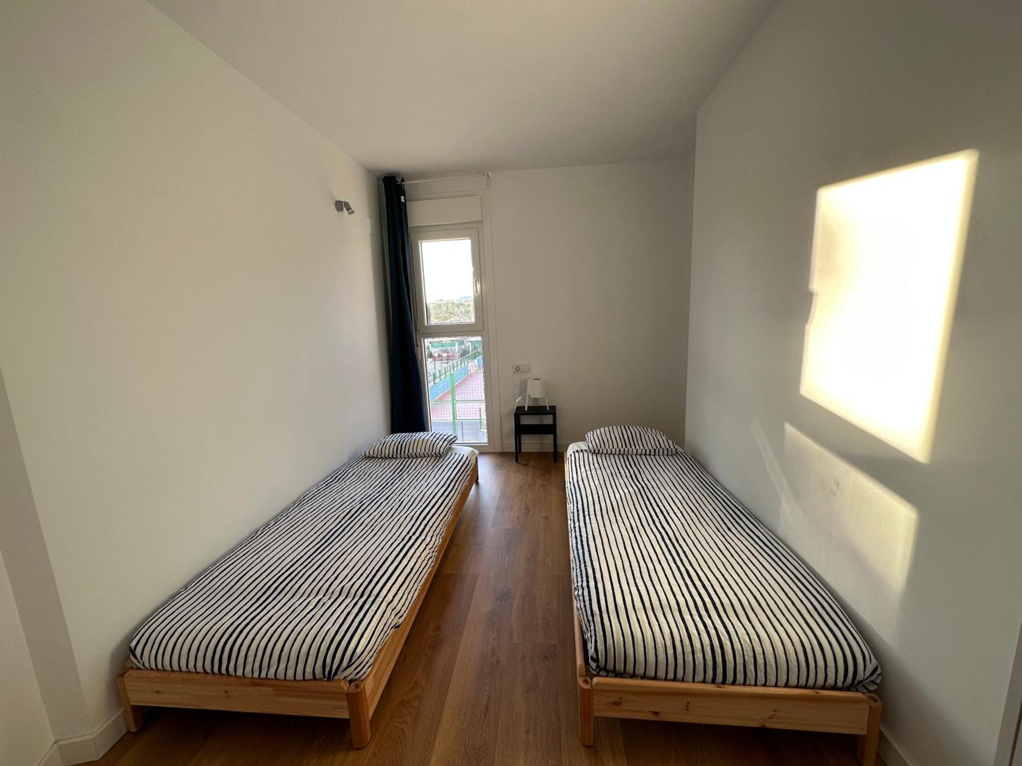 Apartamentos Canet Al Mar. Канет-де-Беренгер Экстерьер фото